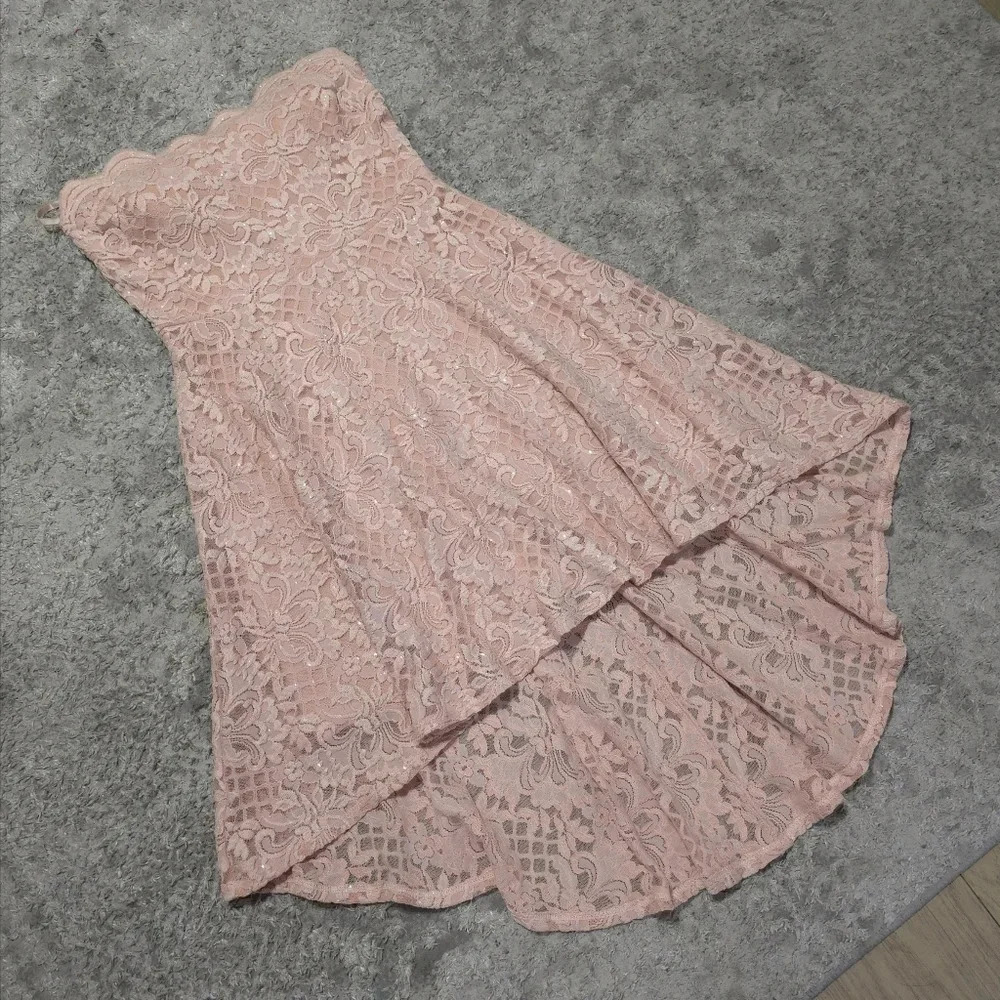 ✨️4/$20. Juniors Scalloped Lace High-Low Cocktail & Wedding Guest Formal Dress - Picture 5 of 16